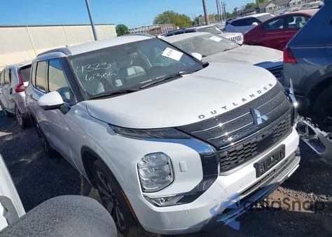 2024 Mitsubishi Outlander Sel 2.5 S-Awc z USA, uszkodzony, nr VIN JA4J4WA86RZ003701